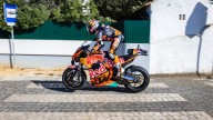 MotoGP: FOTO - Miguel Oliveira: da 'casa' alla pista sulla KTM RC16 MotoGP