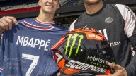 MotoGP: Quartararo con la Yamaha M1 nello stadio del PSG con Mbappé e Neymar