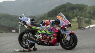 MotoGP: FOTO - Peace and Love: il team Gresini al Mugello tifa per la pace