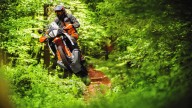 Moto - News: KTM 890 Adventure R 2023: l'on-off austriaca è ancora più tecnologica