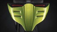 Moto - News: Ducati Streetfighter V4 Lamborghini, l'omaggio alla Huracan STO - foto e video