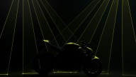 Moto - News: Ducati Streetfighter V4 Lamborghini, l'omaggio alla Huracan STO - foto e video