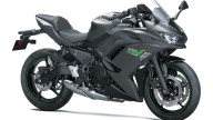 Moto - News: Kawasaki Z e Ninja 650 MY2023: un pieno di tecnologia