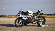 Moto - News: BMW S 1000 RR 2023: la SBK si fa ancora più competitiva