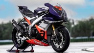 Moto - News: Aprilia toglie i veli alla RSV4 XTrenta: 230 cv e aerodinamica da MotoGP