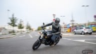 Moto - Test: Royal Enfield HNTR 350, commuter urbana semplice e divertente