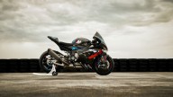 Moto - News: Ecco la nuova BMW M 1000 RR: 212 cv, 314 km/h, SBK con aerodinamica MotoGP