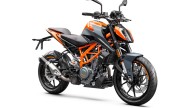 Moto - News: KTM 790 Duke 2023: la naked "via di mezzo", Ready To Race