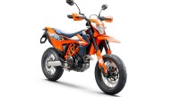 Moto - News: KTM LC4 2023: motard o dual sport? Ecco la 690 Enduro R e la SMC R