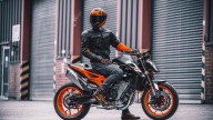 Moto - News: KTM 790 Duke 2023: la naked "via di mezzo", Ready To Race