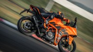 Moto - News: KTM 790 Duke 2023: la naked "via di mezzo", Ready To Race