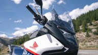 Moto - News: Suzuki V-Strom 800DE Vs Honda Transalp XL750: confronto tra on-off