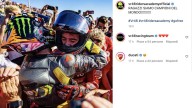 MotoGP: Rossi, Lorenzo, Stoner, Fogarty, Checa: i campioni celebrano Bagnaia