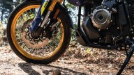 Moto - News: Suzuki V-Strom 800DE: l'enduro stradale "cresce" sotto ogni aspetto