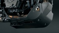 Moto - News: Suzuki V-Strom 800DE: l'enduro stradale "cresce" sotto ogni aspetto