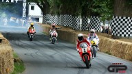 MotoGP: Goodwood, dodici titoli mondiali in una foto: Rainey, Roberts, Schwantz, Doohan