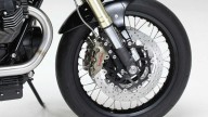 Moto - News: Stile Italiano: come trasformare una Moto Guzzi Le Mans 850 in una "Flat Track"