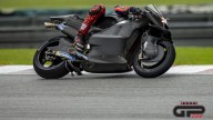 MotoGP: Sepang test, shakedown day 2: provando sotto la pioggia