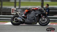 MotoGP: Sepang test, shakedown day 2: provando sotto la pioggia