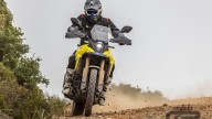 Moto - Test: Video prova Suzuki Vstrom 800 DE: la Dual Explorer agile e divertente