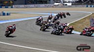 MotoGP: LA FOTOSEQUENZA COMPLETA 57 FOTO: l'ammucchiata nella Sprint race di Jerez