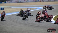 MotoGP: LA FOTOSEQUENZA COMPLETA 57 FOTO: l'ammucchiata nella Sprint race di Jerez