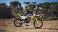 Moto - News: Husqvarna TC ed FC MY2024: le nuove motocross aggiornate