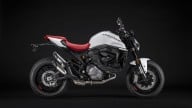 Moto - News: Ducati Monster 2024: si aggiunge la nuova livrea Iceberg White