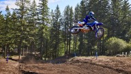 Moto - News: Yamaha festeggia i 50 anni della YZ: svelate le cross "vintage"