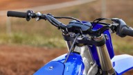 Moto - News: Yamaha festeggia i 50 anni della YZ: svelate le cross "vintage"