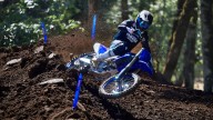 Moto - News: Yamaha festeggia i 50 anni della YZ: svelate le cross "vintage"