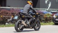 Moto - News: KTM RC 990 2025: beccata su strada durante i test