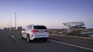 Auto - News: BMW Group porta su strada le auto a idrogeno: test per la BMW iX5 Hydrogen