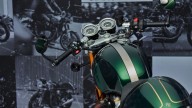 Moto - News: Triumph Thruxton Final Edition: la storica café racer chiude la sua carriera