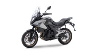 Moto - News: CFMoto 700MT: debutto per la nuova adventure-tourer