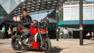 Moto - News: Ducati: collezione abbigliamento 2024, tra stile, comfort e sicurezza