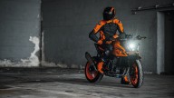 EICMA: KTM 990 Duke 2024: l'arancione cambia. A EICMA 2023 la nuova hypernaked 