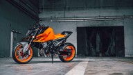 EICMA: KTM 990 Duke 2024: l'arancione cambia. A EICMA 2023 la nuova hypernaked 