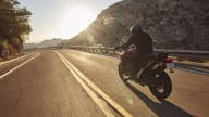 Moto - News: Triumph: nuova gamma Tiger 900 2024, prestazioni, tecnologia, comfort e design