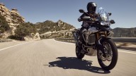 Moto - News: Triumph: nuova gamma Tiger 900 2024, prestazioni, tecnologia, comfort e design