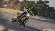 Moto - News: Husqvarna 701 Supermoto: il divertimento... è senza interessi!