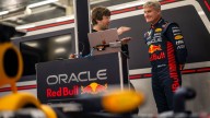 Auto - News: Il drone più veloce al mondo sfida Max Verstappen: ecco come è andata!