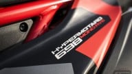 Moto - Test: Ducati Hypermotard 698 Mono: Fight Club, se la possiedi, ti possiede