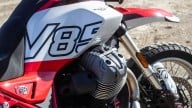Moto - Test: Moto Guzzi V85 TT 2024: Strada, TT e Travel: instant classic che emoziona