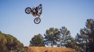 Moto - News: Husqvarna Motocross 2025: i nuovi modelli a 2 tempi TC 150 e TC 300