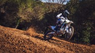 Moto - News: Husqvarna Motocross 2025: i nuovi modelli a 2 tempi TC 150 e TC 300