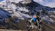 Moto - News: Moto Guzzi Stelvio Duecento Tributo 2025: l'on-off in edizione limitata