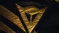 MotoGP: Valentino Rossi fa 46 e Dainese lo celebra con un kit in edizione limitata