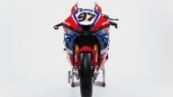 SBK: Vierge e Lecuona tolgono il velo: ecco le Honda CBR1000RR-R per il 2025