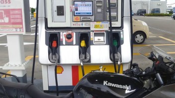 Moto - News: Caro benzina: un autunno di aumenti, prezzi ancora più alti